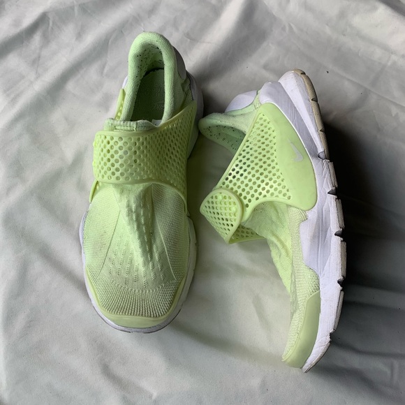 neon yellow sneakers womens